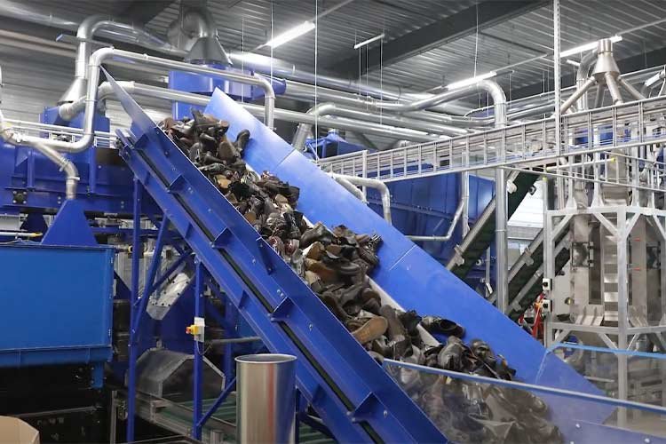 Desarrollan centro mundial de reciclaje de calzado FastFeetGrinded